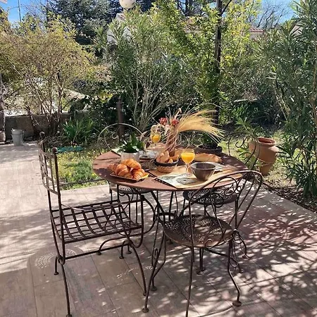 Appartement Le Charme De Landra à Pernes-les-Fontaines Extérieur photo